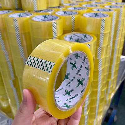 良い価格 Bopp 梱包テープ 片面アクリル粘着剤 段ボール箱のシーリングとマスキング用 オンライン